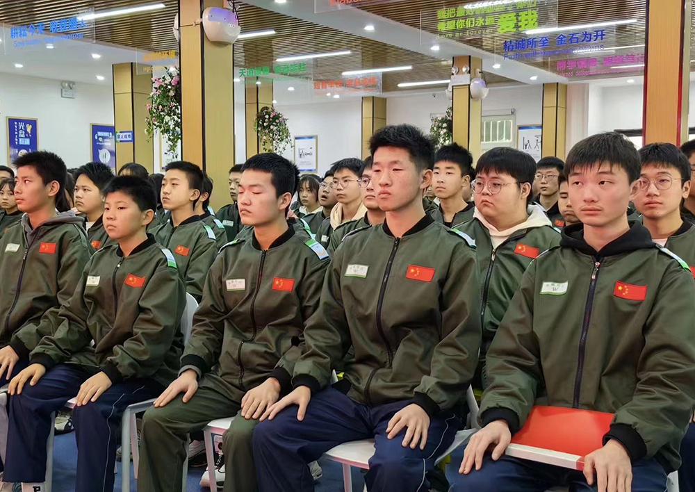 未来学校的管理模式是怎么样的？是封闭式吗？